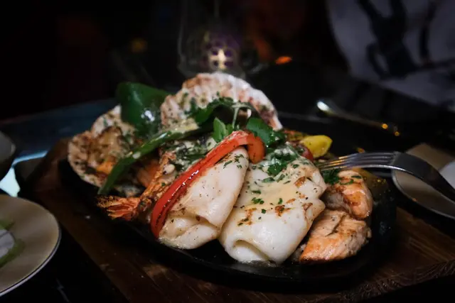 Balady Lounge dish 10